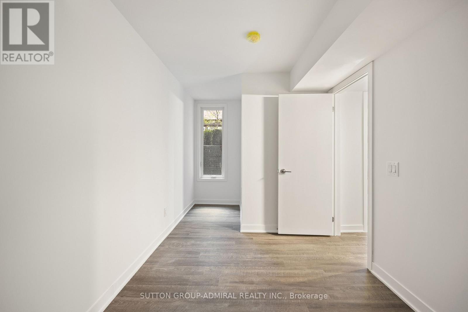 Th5 - 10 Ed Clark Gardens Boulevard, Toronto, Ontario  M6N 1J5 - Photo 24 - W12784570