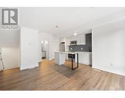 TH5 - 10 ED CLARK GARDENS BOULEVARD, Toronto, Ontario