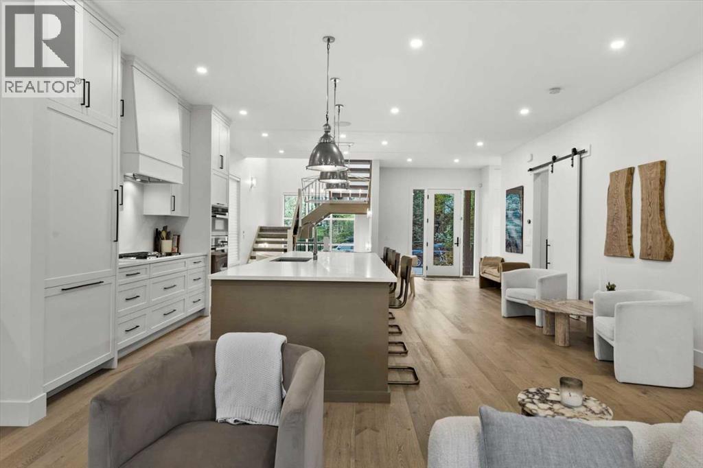 4407 17 Street Sw, Calgary, Alberta  T2T 4R1 - Photo 12 - A2281294