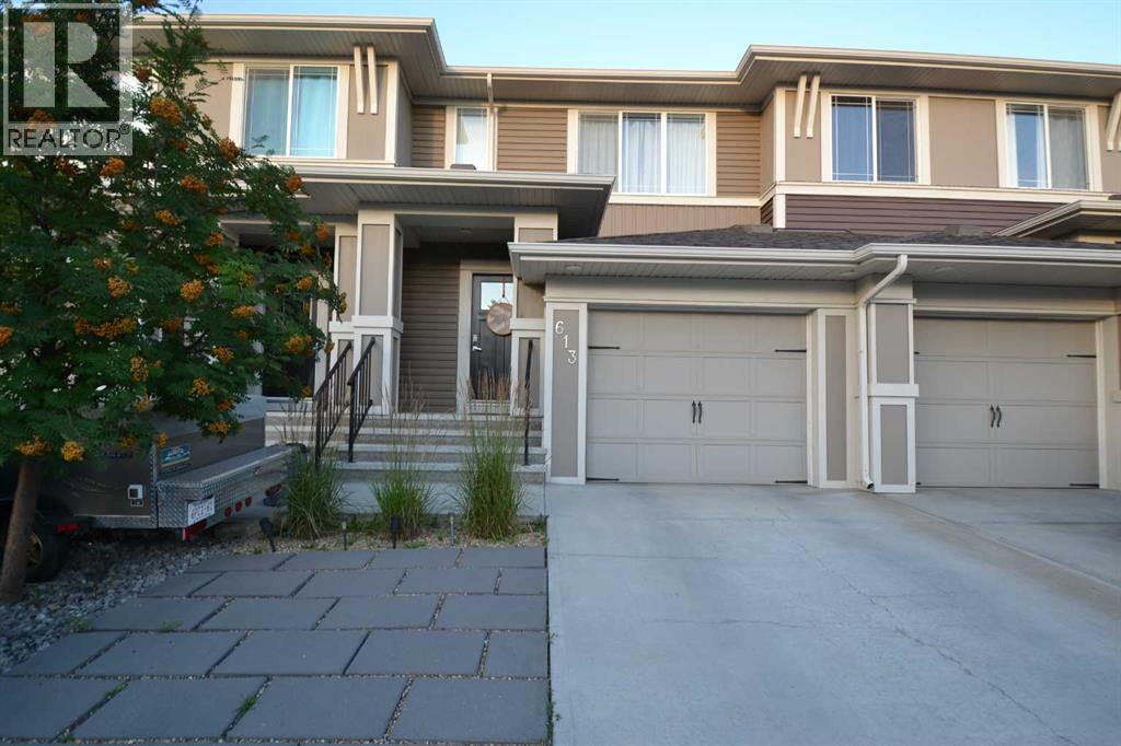 613 Hillcrest Road Sw, Airdrie, Alberta  T4B 4C8 - Photo 8 - A2284382