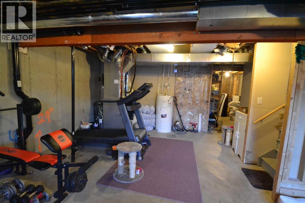 613 Hillcrest Road Sw, Airdrie, Alberta  T4B 4C8 - Photo 40 - A2284382