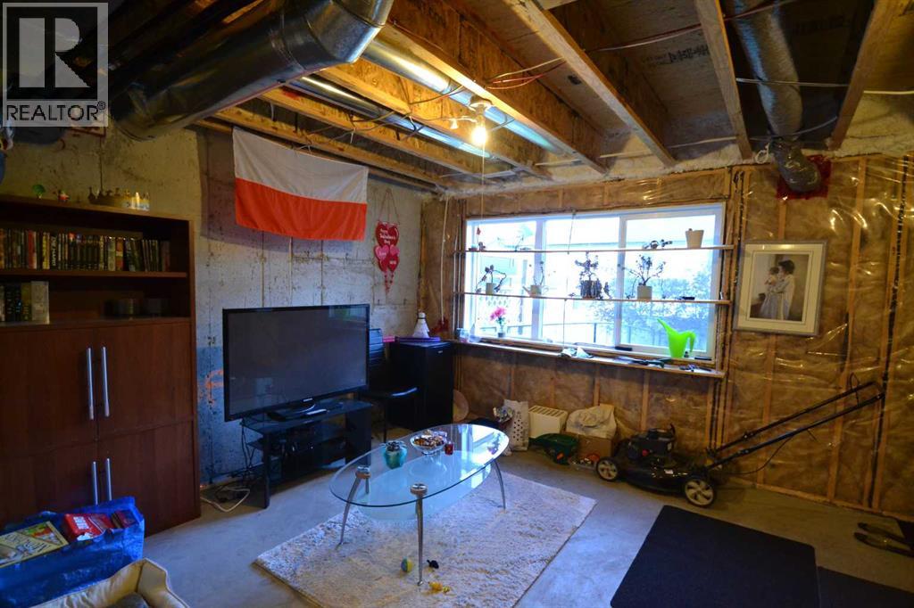 613 Hillcrest Road Sw, Airdrie, Alberta  T4B 4C8 - Photo 39 - A2284382