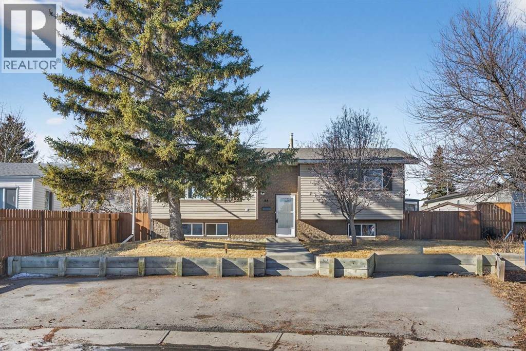 44 Spring Haven Close Se, Airdrie, Alberta  T4B 1G2 - Photo 2 - A2285945