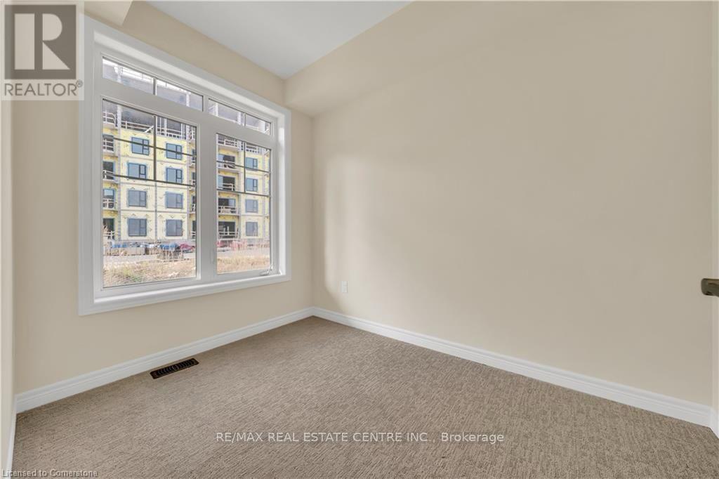 100 Hollywood Court, Waterloo, Ontario  N1R 0C5 - Photo 2 - X12784460