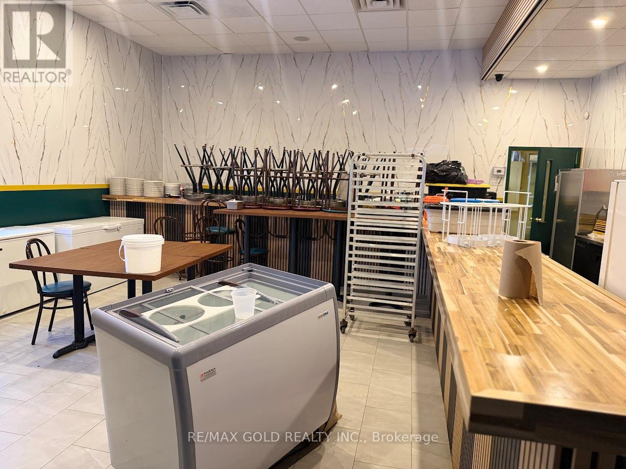 530 Clarke Road, London East (East I), Ontario  N5V 2C7 - Photo 21 - X12784508