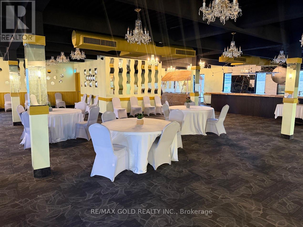 530 Clarke Road, London East (East I), Ontario  N5V 2C7 - Photo 3 - X12784508