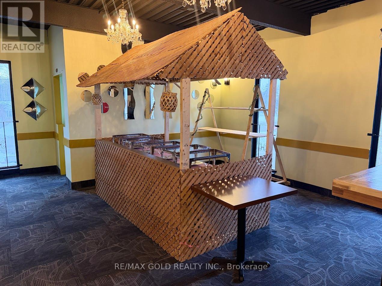 530 Clarke Road, London East (East I), Ontario  N5V 2C7 - Photo 6 - X12784508