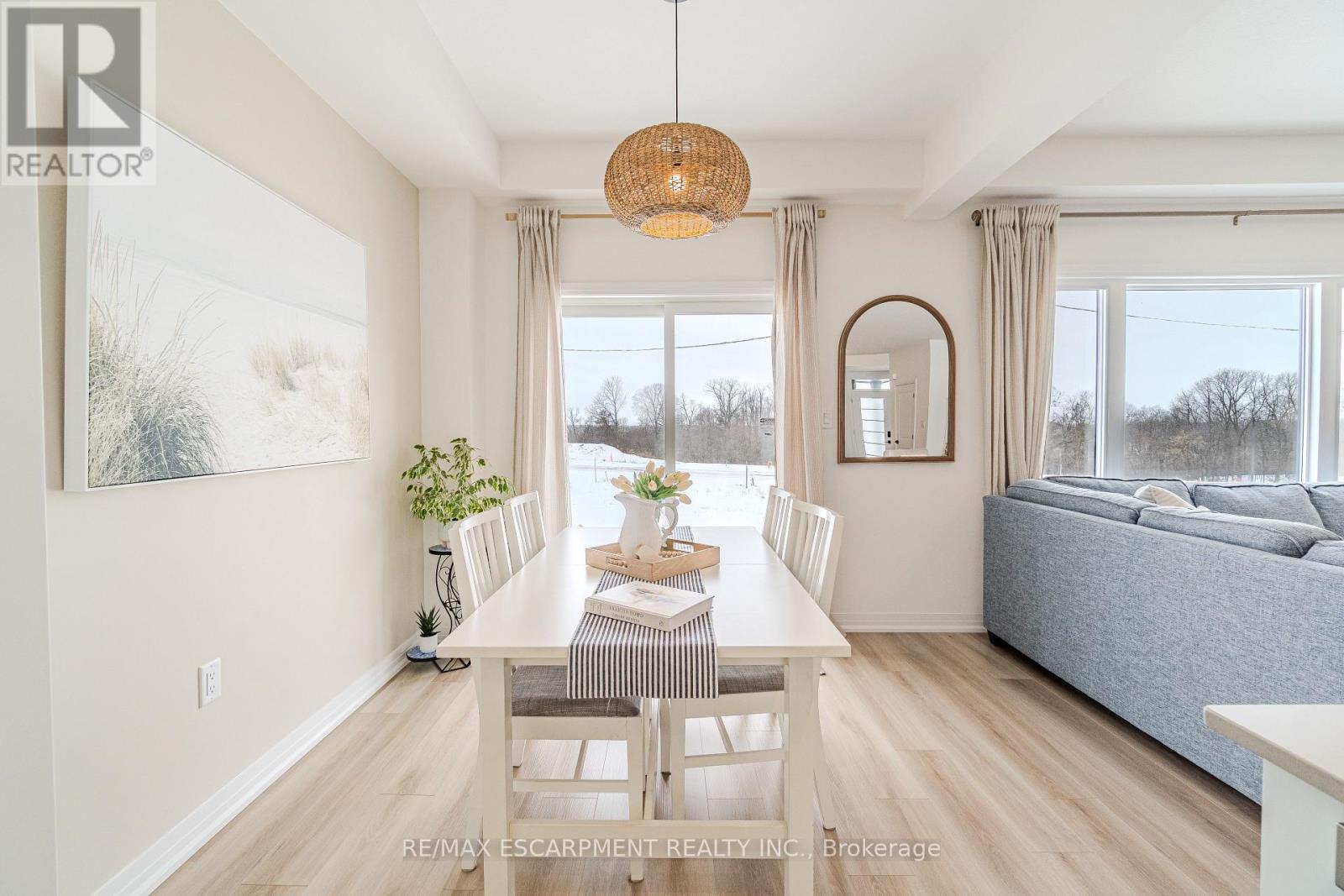 58 Gort Avenue, Brant, Ontario  N3L 0N9 - Photo 8 - X12784564