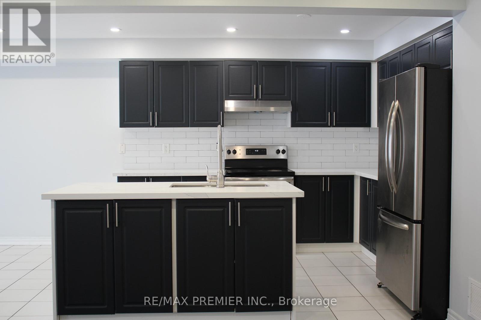 51 Mullholland Avenue, Cambridge, Ontario  N3H 5L5 - Photo 17 - X12784576