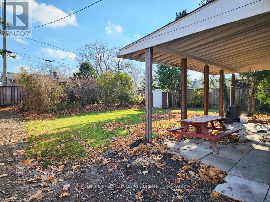 28 Marmac Drive, St. Catharines (Burleigh Hill), Ontario  L2T 2X3 - Photo 16 - X12784600