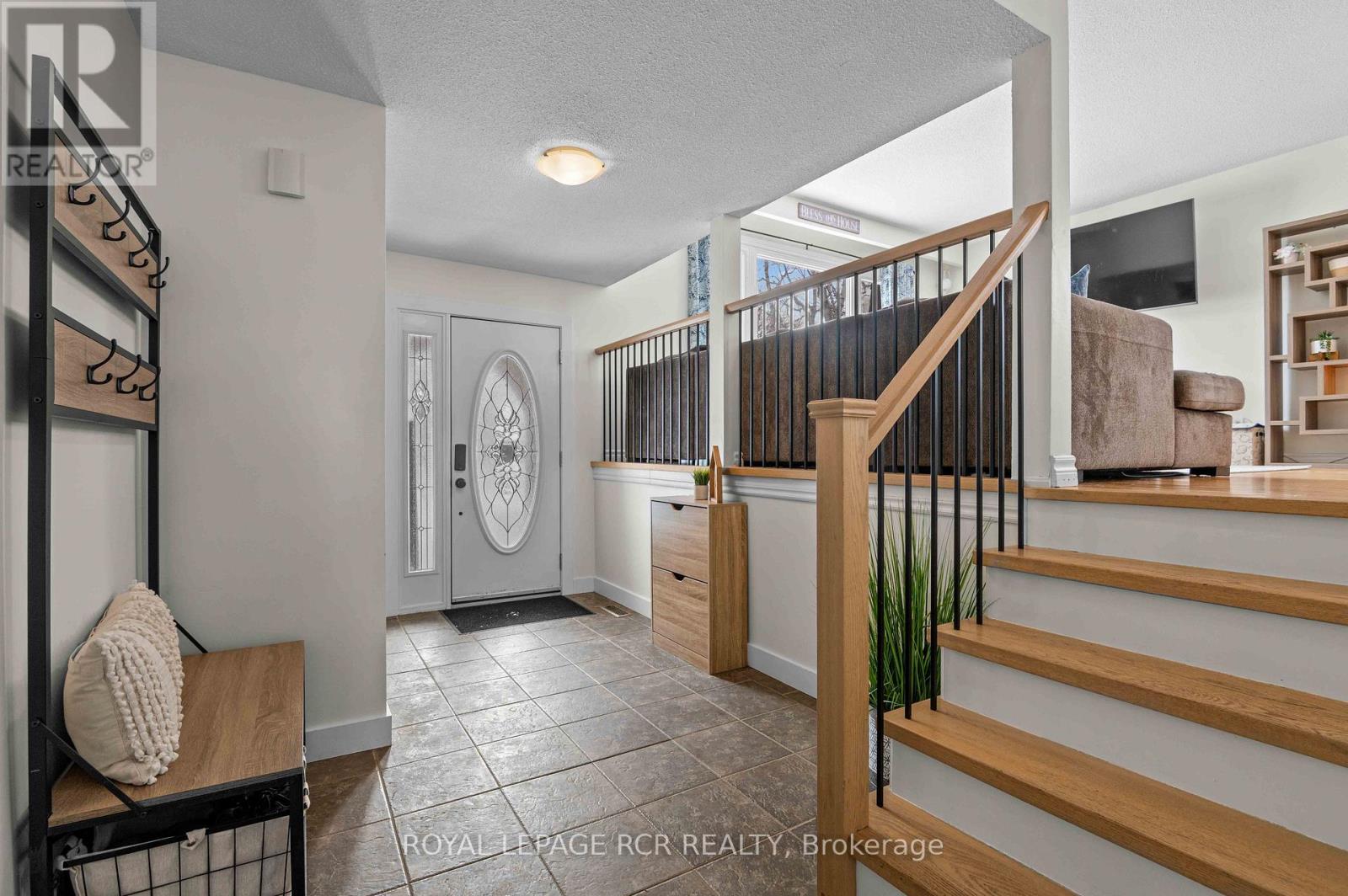 12 Luther Road, East Luther Grand Valley, Ontario  L9W 5R1 - Photo 6 - X12784610