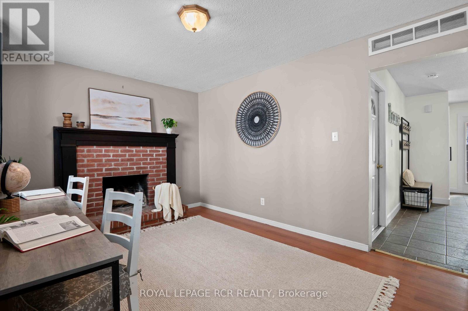 12 Luther Road, East Luther Grand Valley, Ontario  L9W 5R1 - Photo 8 - X12784610