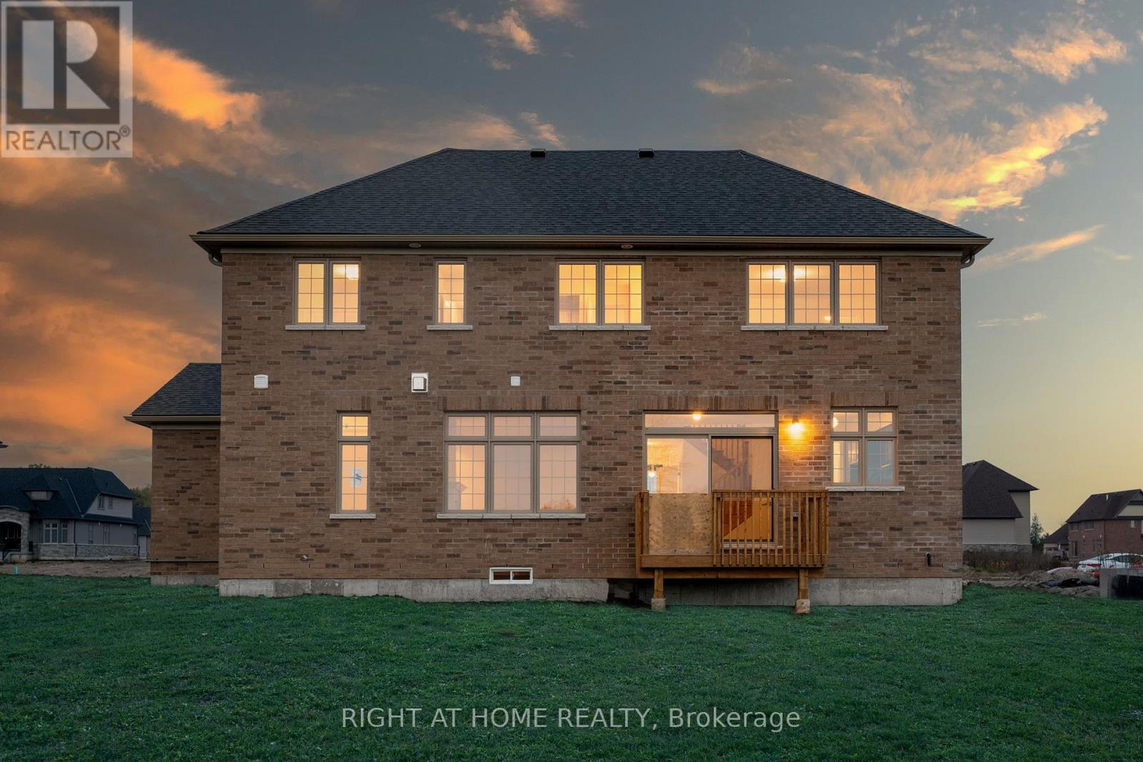 18 Blue Heron Drive, Quinte West (Murray Ward), Ontario  K0K 1L0 - Photo 17 - X12784614