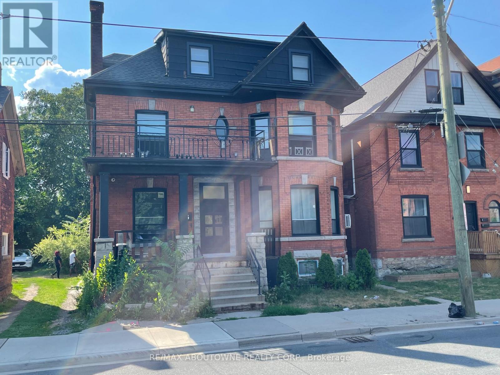201 - 66 Wellington Street S, Hamilton (Corktown), Ontario  L8N 2R1 - Photo 1 - X12784636