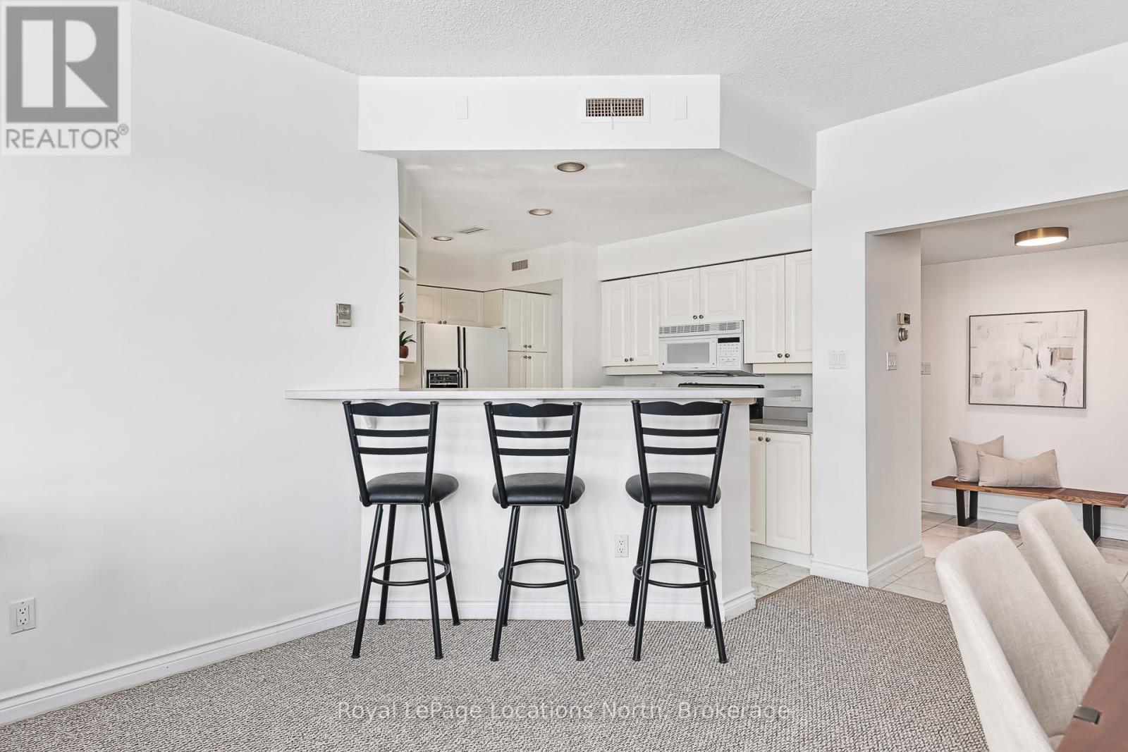 864 Suncrest Circle, Collingwood, Ontario L9Y 5C7 - Photo 8 - S12784700