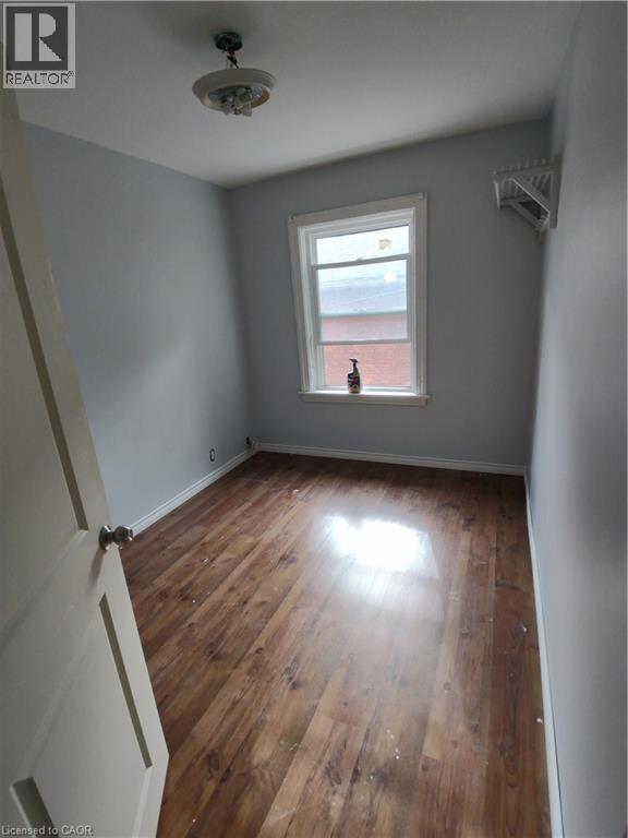 82 Sussex Street, Hamilton, Ontario  L8S 2E3 - Photo 6 - 40804940