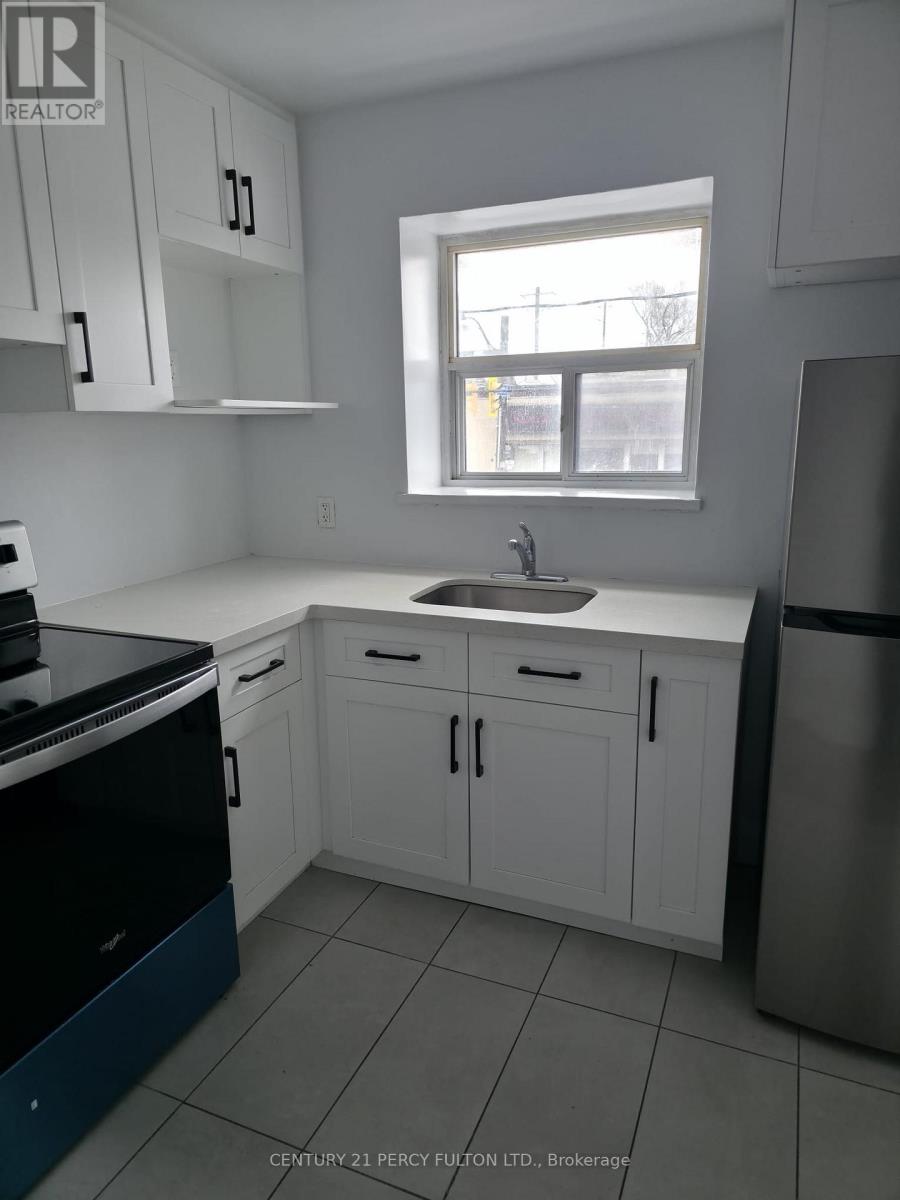 201 - 392 Jane Street, Toronto, Ontario  M6S 3Z5 - Photo 3 - W12774968