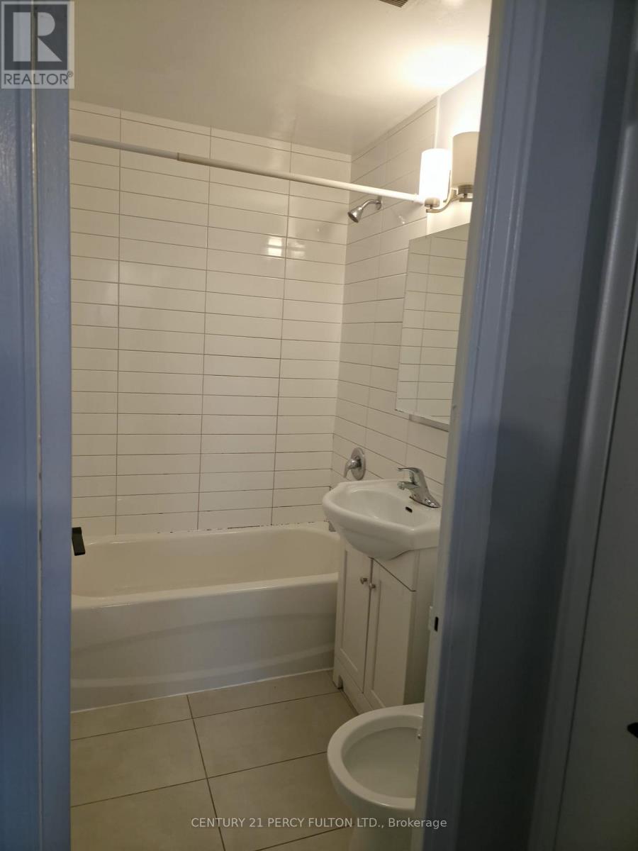 201 - 392 Jane Street, Toronto, Ontario  M6S 3Z5 - Photo 10 - W12774968