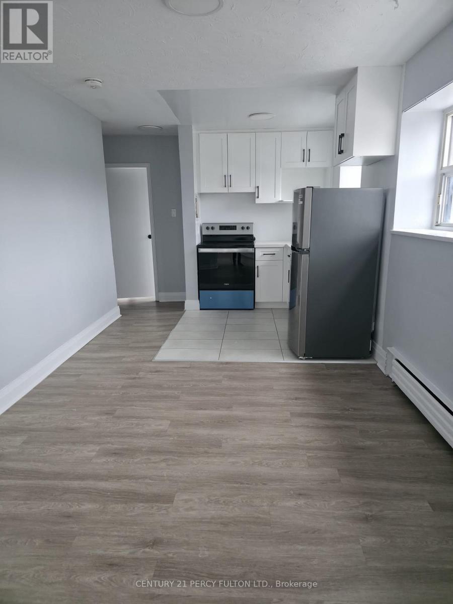 201 - 392 Jane Street, Toronto, Ontario  M6S 3Z5 - Photo 5 - W12774968