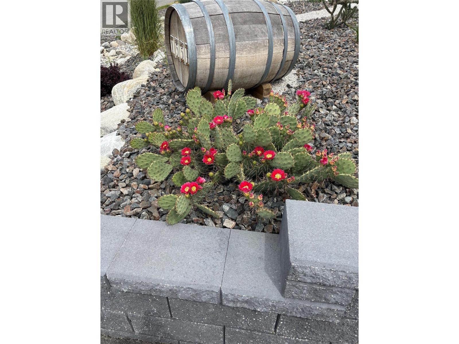 1554 Ridgedale Avenue, Penticton, British Columbia  V2A 2S4 - Photo 4 - 10375617