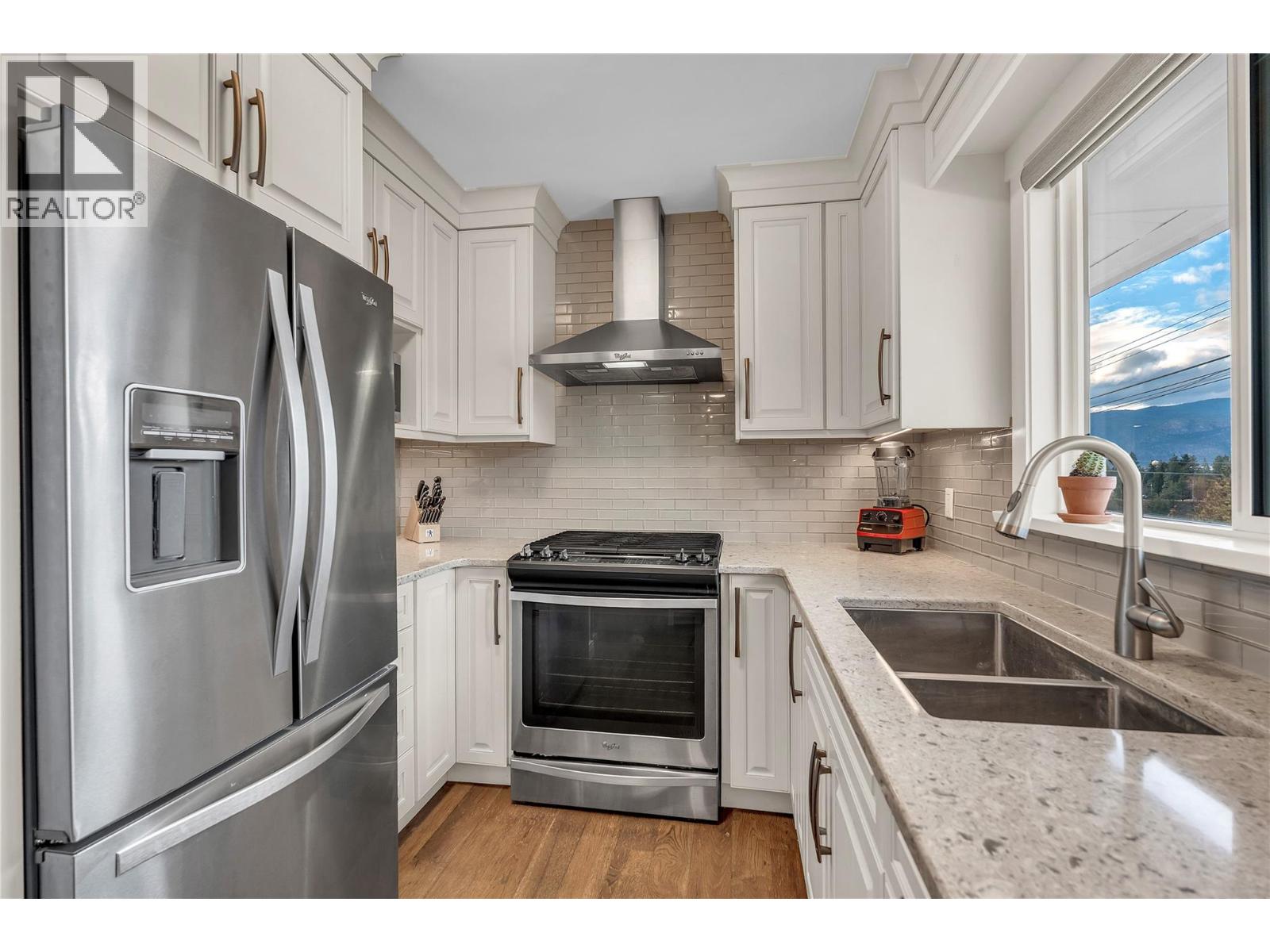 1554 Ridgedale Avenue, Penticton, British Columbia  V2A 2S4 - Photo 14 - 10375617