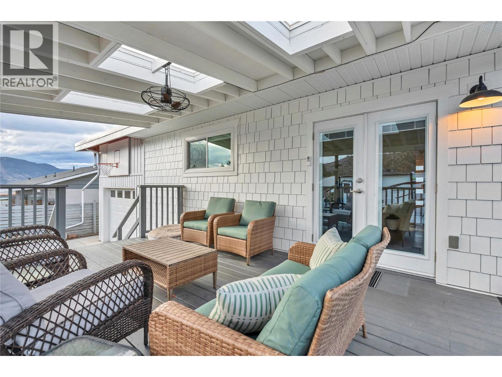 1554 Ridgedale Avenue, Penticton, British Columbia  V2A 2S4 - Photo 32 - 10375617