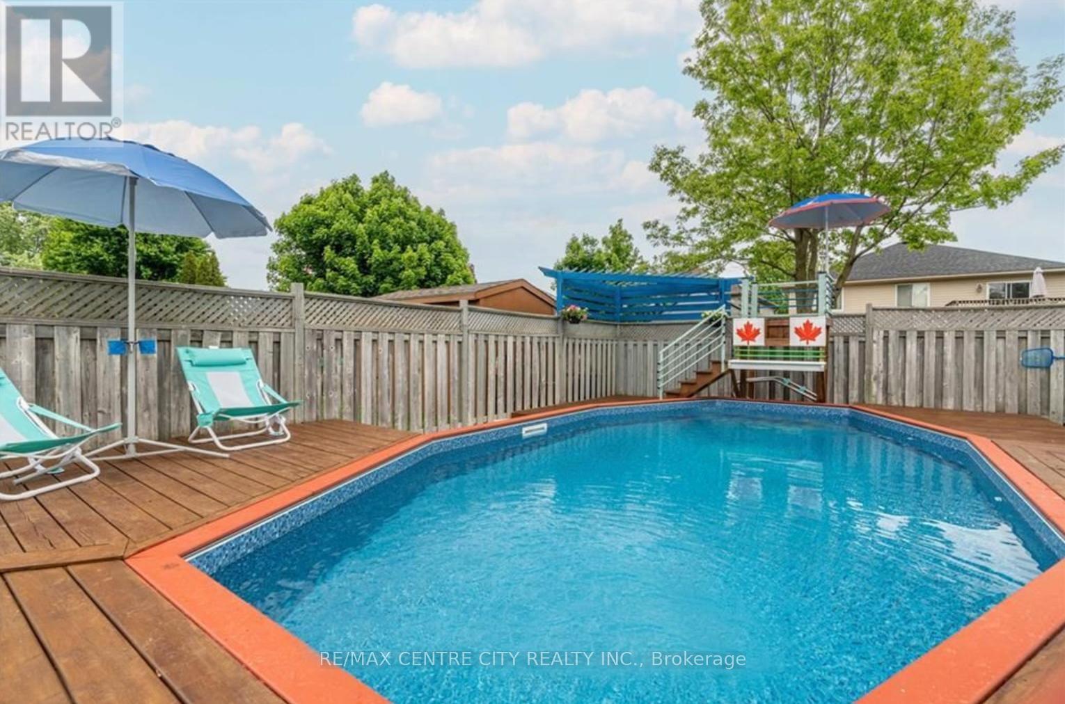 241 Parkview Drive, Strathroy-Caradoc, Ontario  N7G 4C1 - Photo 29 - X12784748