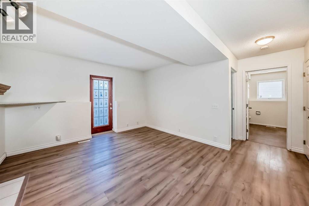 9875 Hidden Valley Drive Nw, Calgary, Alberta  T3E 5K5 - Photo 18 - A2282068