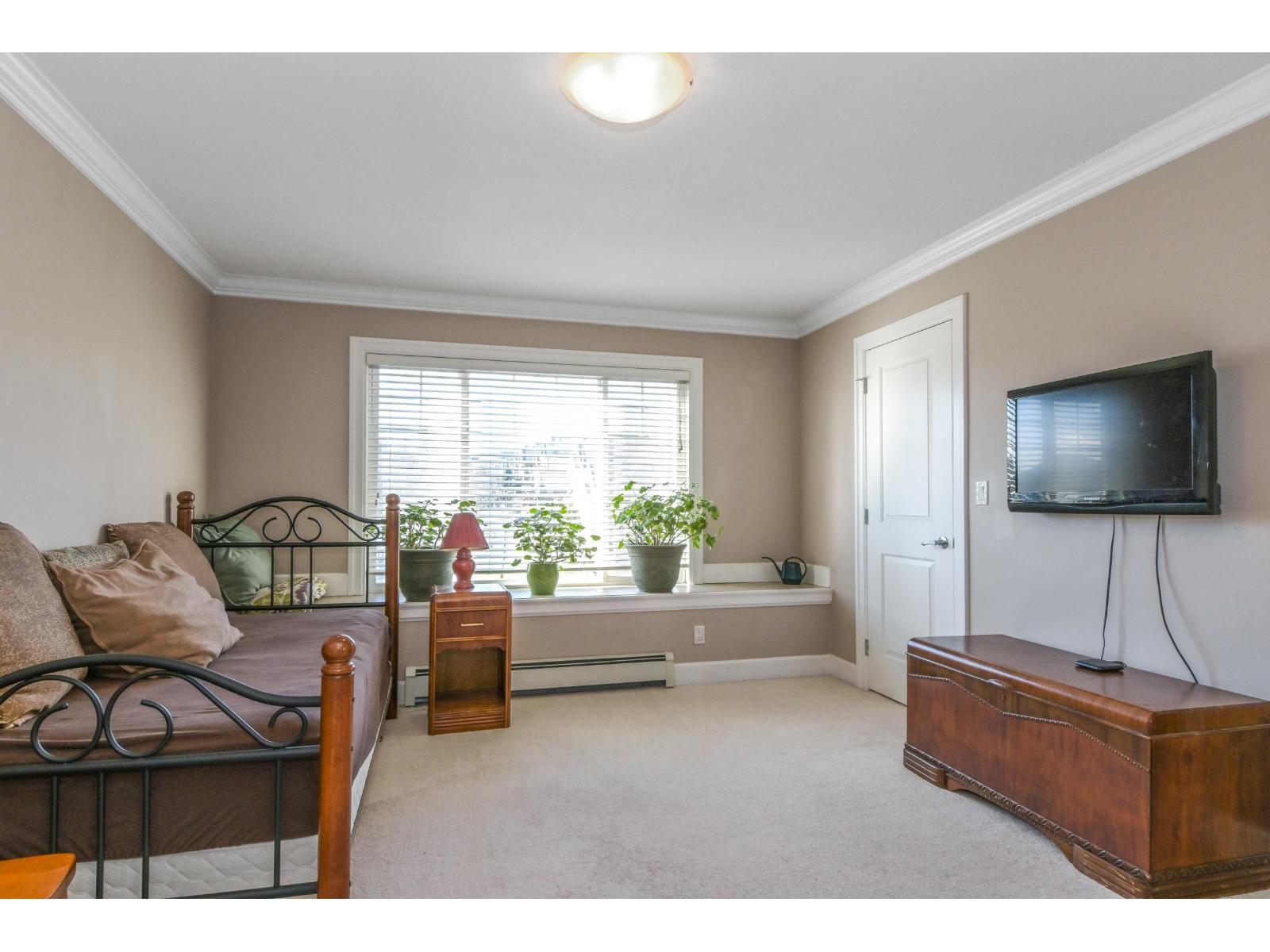 5448 189a Street, Surrey, British Columbia  V3S 6R4 - Photo 18 - R3089167