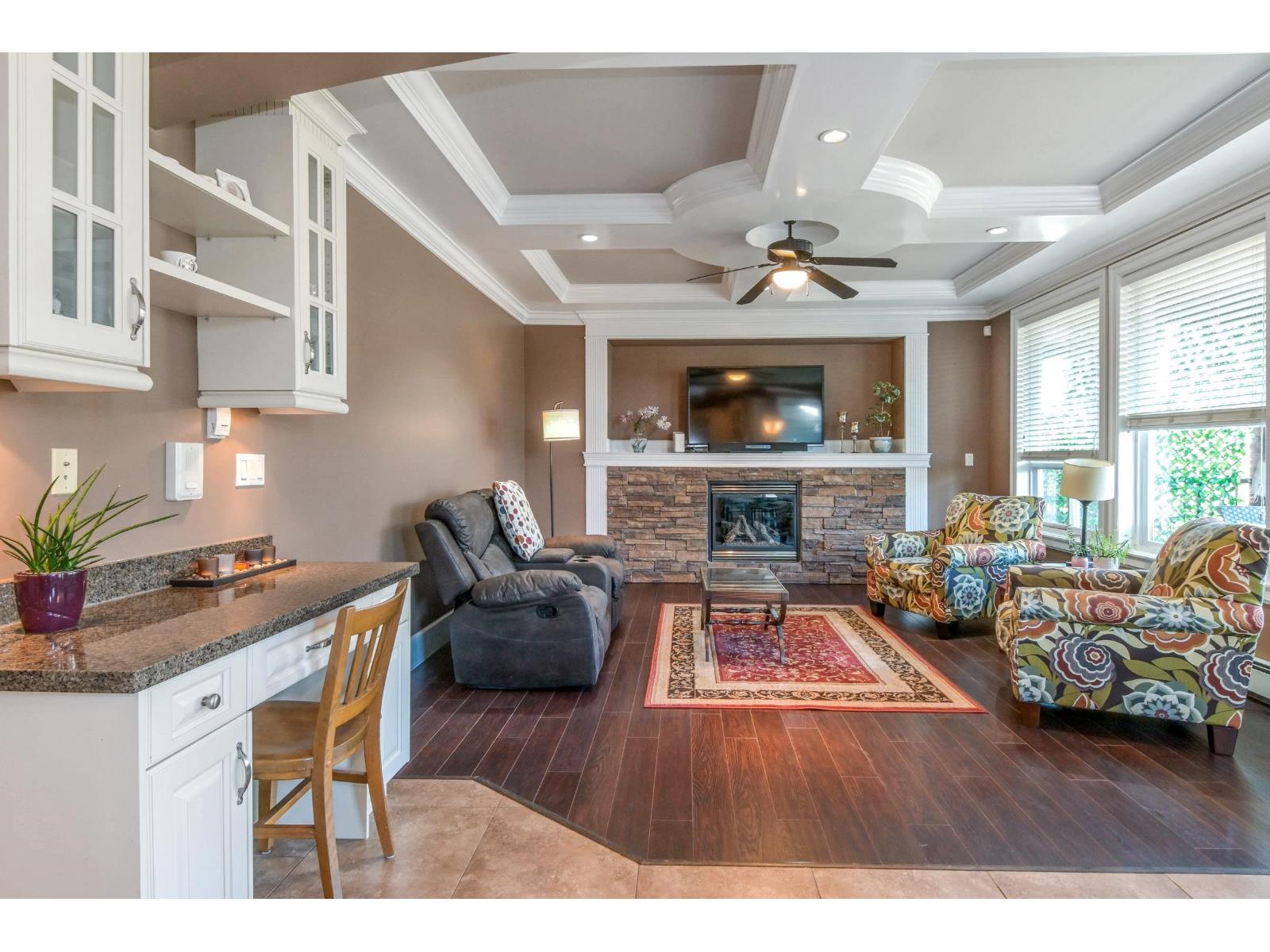 5448 189a Street, Surrey, British Columbia  V3S 6R4 - Photo 7 - R3089167