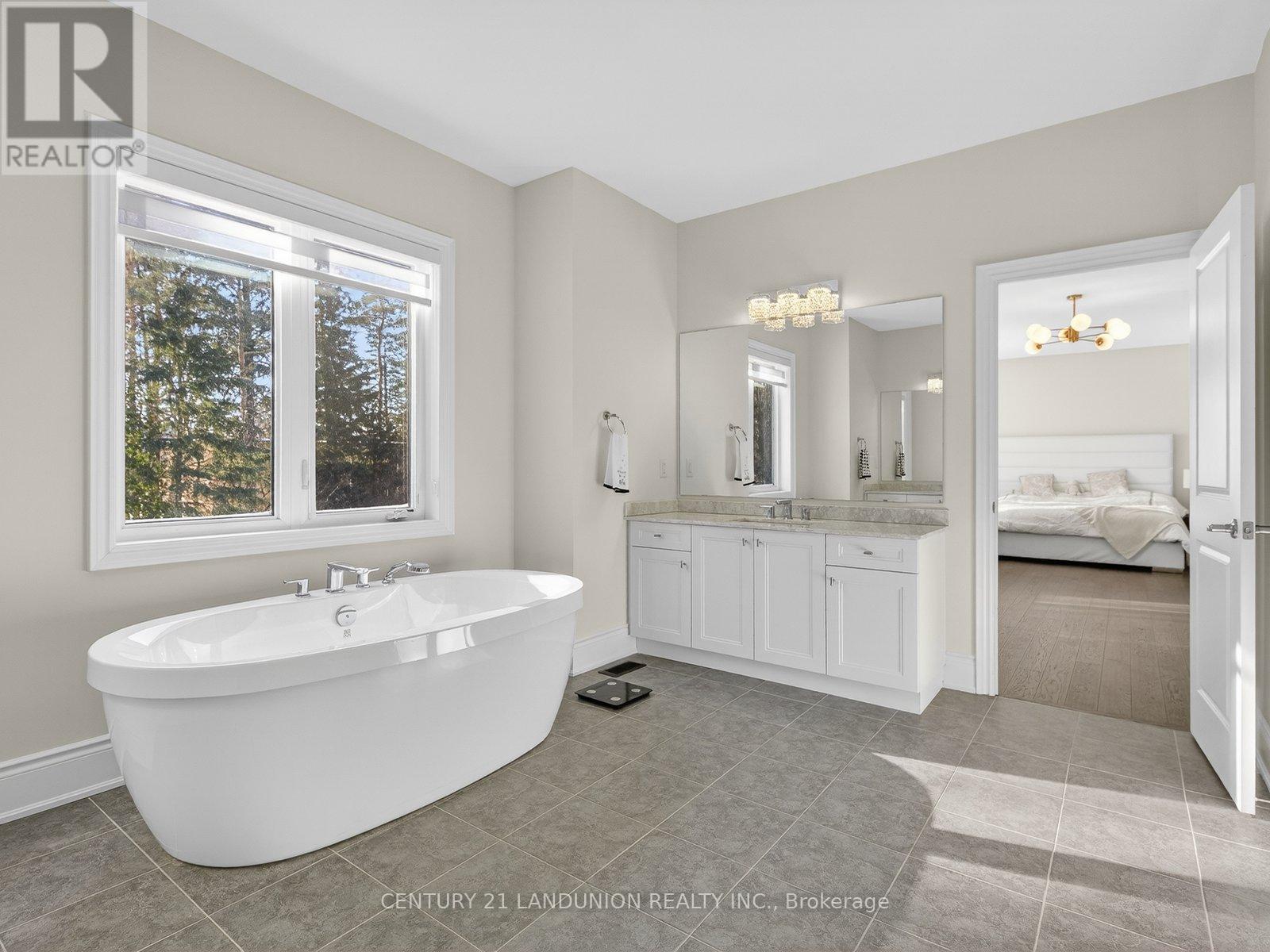 29 Calla Trail, Aurora, Ontario  L4G 3Z5 - Photo 21 - N12784032