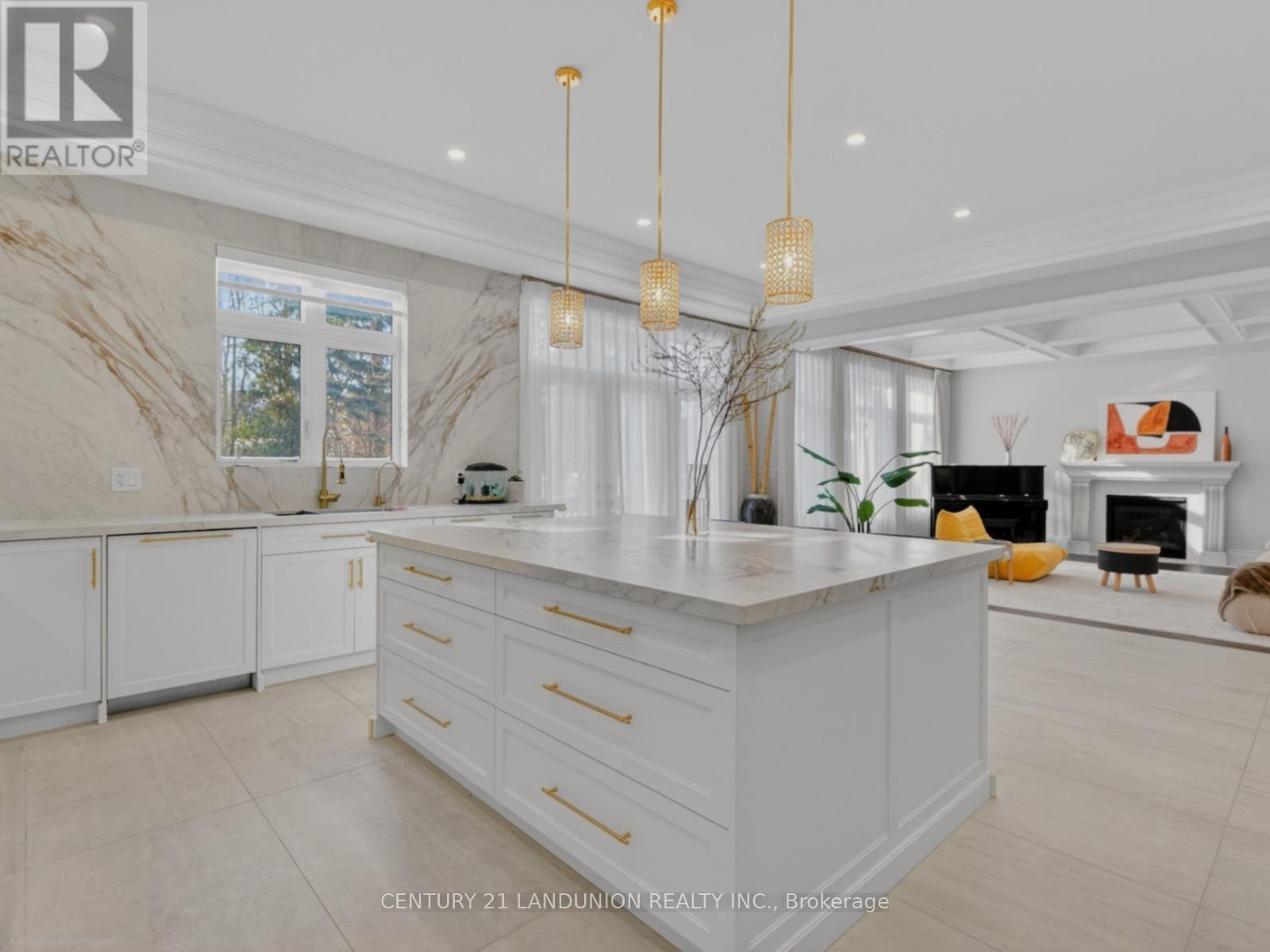 29 Calla Trail, Aurora, Ontario  L4G 3Z5 - Photo 7 - N12784032