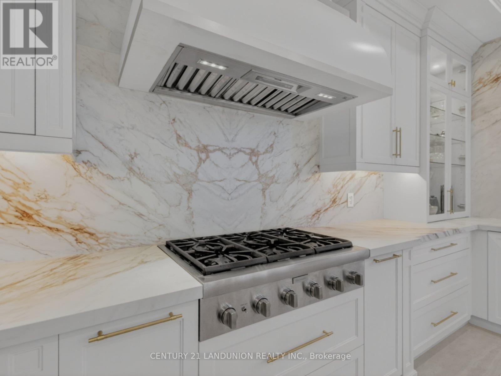 29 Calla Trail, Aurora, Ontario  L4G 3Z5 - Photo 6 - N12784032