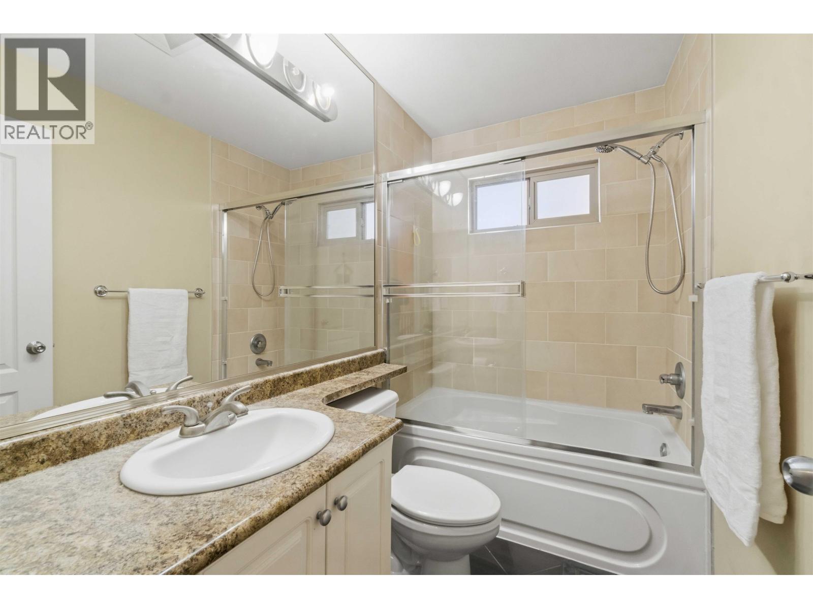 4553 Ellerton Court, Burnaby, British Columbia  V5H 1E1 - Photo 27 - R3089452