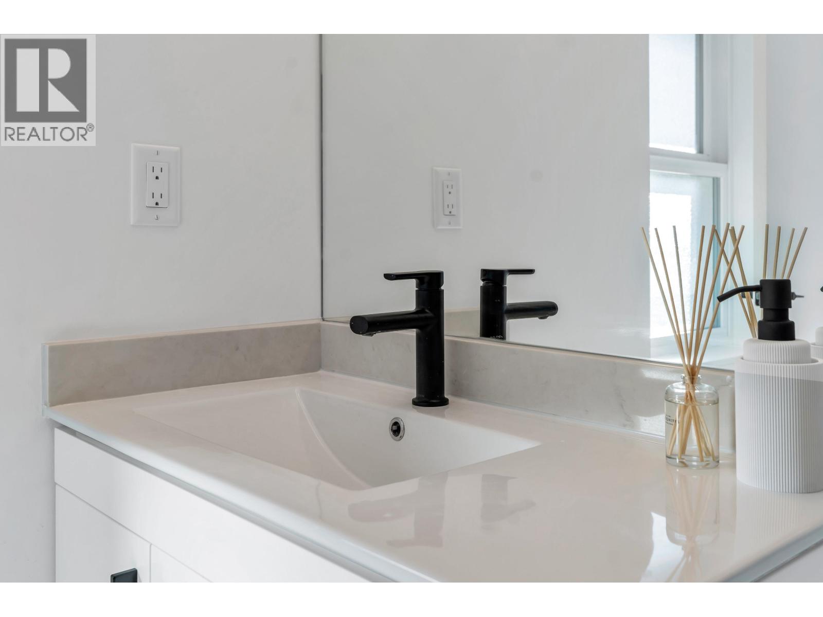 3439 Fleming Street, Vancouver, British Columbia  V5N 3V7 - Photo 33 - R3089464