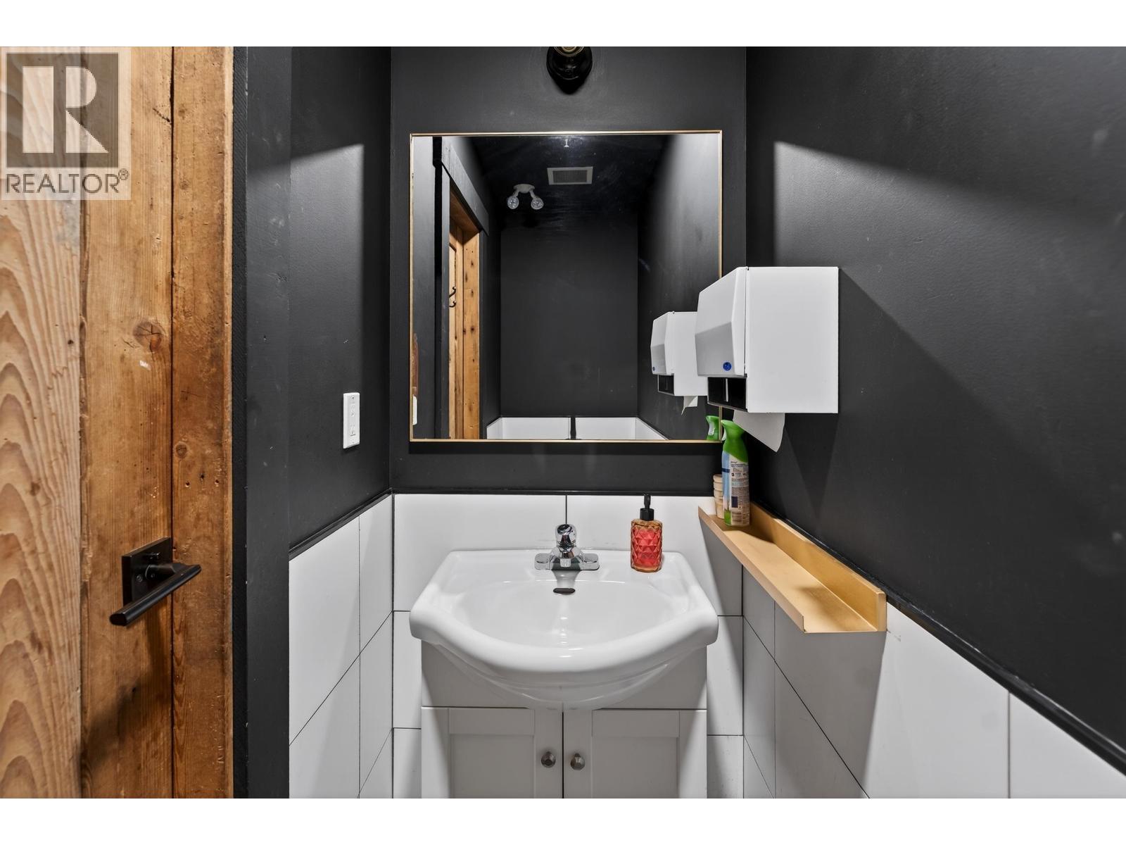 12195 Confidential, North Vancouver, British Columbia  V0V 0V0 - Photo 34 - C8076144