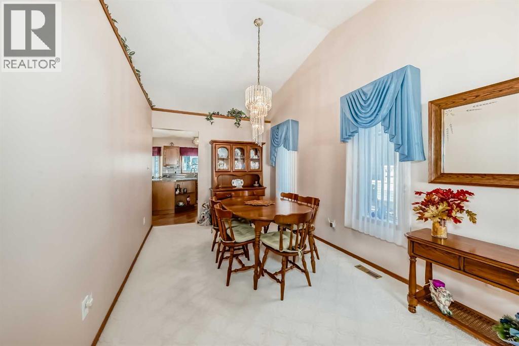 182 Donnelly Crescent, Red Deer, Alberta  T4R 2L6 - Photo 9 - A2285272