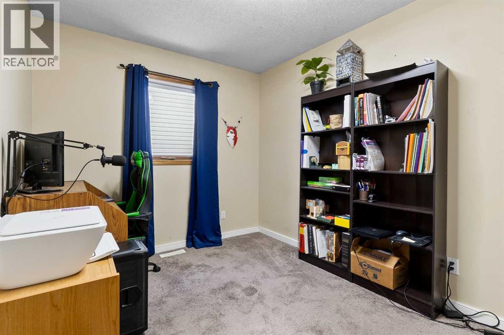 74 Sprucegrove Way Se, Airdrie, Alberta  T4B 2E1 - Photo 16 - A2276250