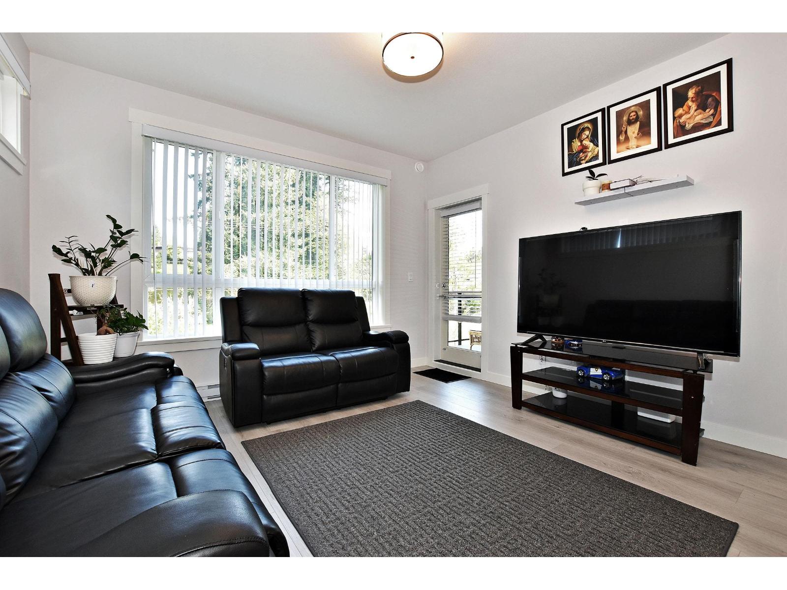 217 32690 14 Avenue, Mission, British Columbia  V2V 0K5 - Photo 3 - R3089113