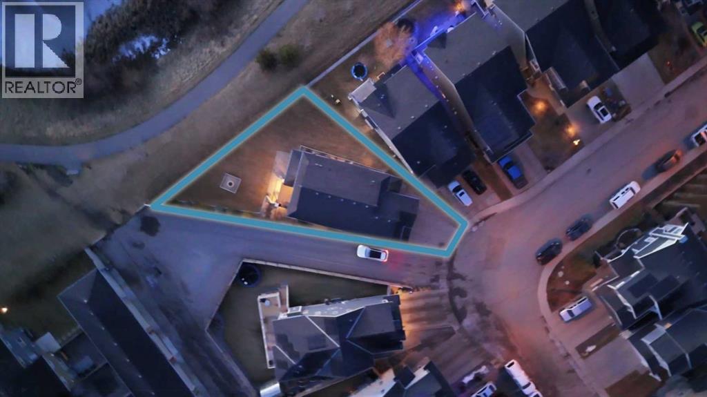 53 Sundown Grove, Cochrane, Alberta  T4C 0H8 - Photo 5 - A2285152