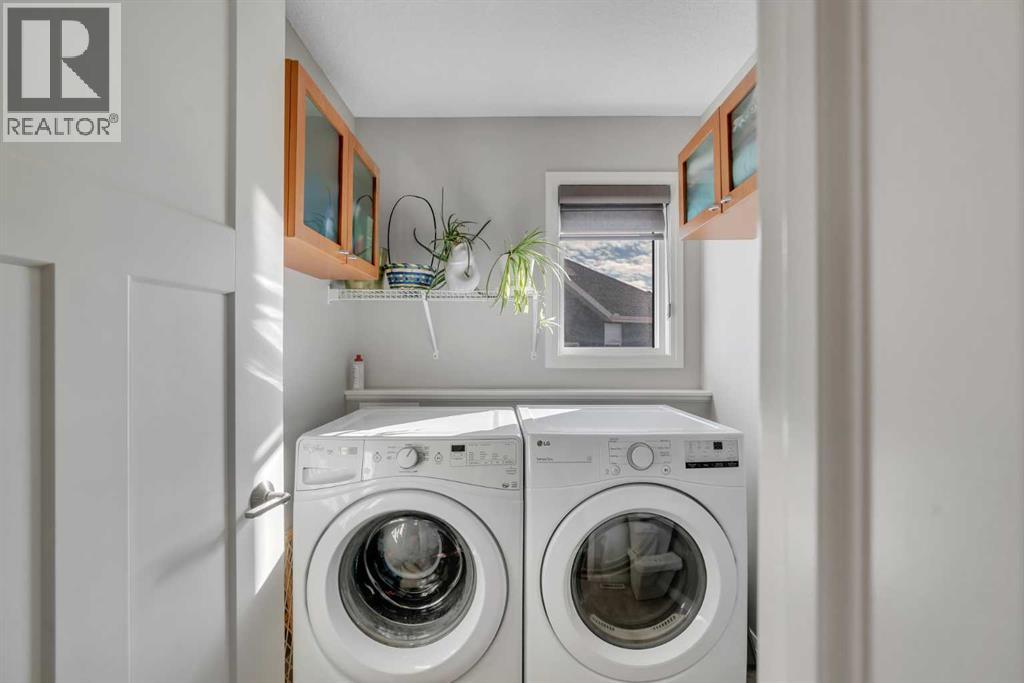 53 Sundown Grove, Cochrane, Alberta  T4C 0H8 - Photo 40 - A2285152