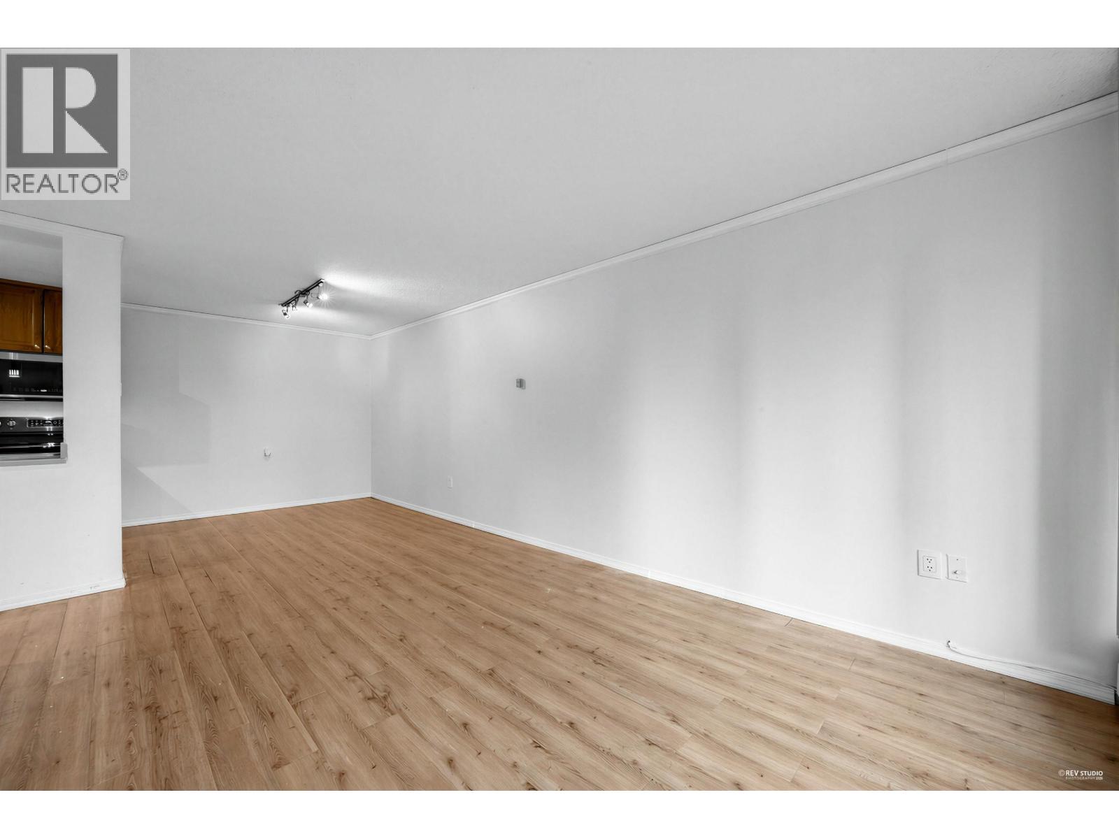 707 2008 Fullerton Avenue, North Vancouver, British Columbia  V7P 3G7 - Photo 11 - R3089443