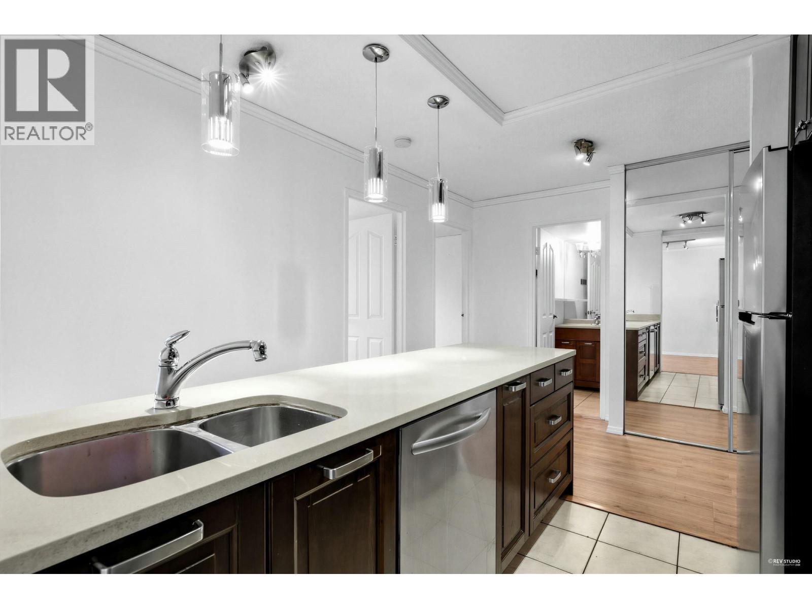 707 2008 Fullerton Avenue, North Vancouver, British Columbia  V7P 3G7 - Photo 6 - R3089443