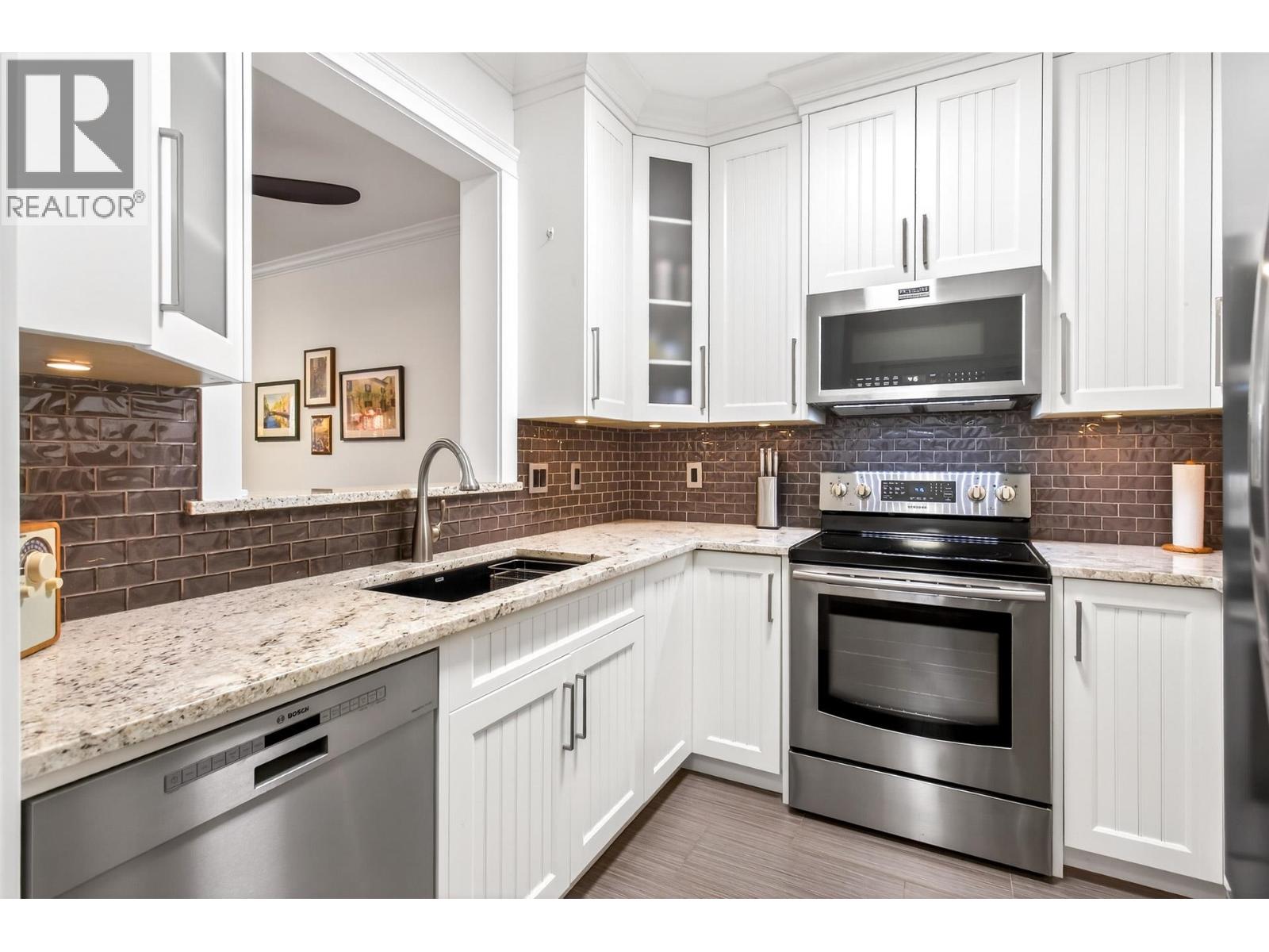 220 2995 Princess Crescent, Coquitlam, British Columbia  V3B 7N1 - Photo 6 - R3089272