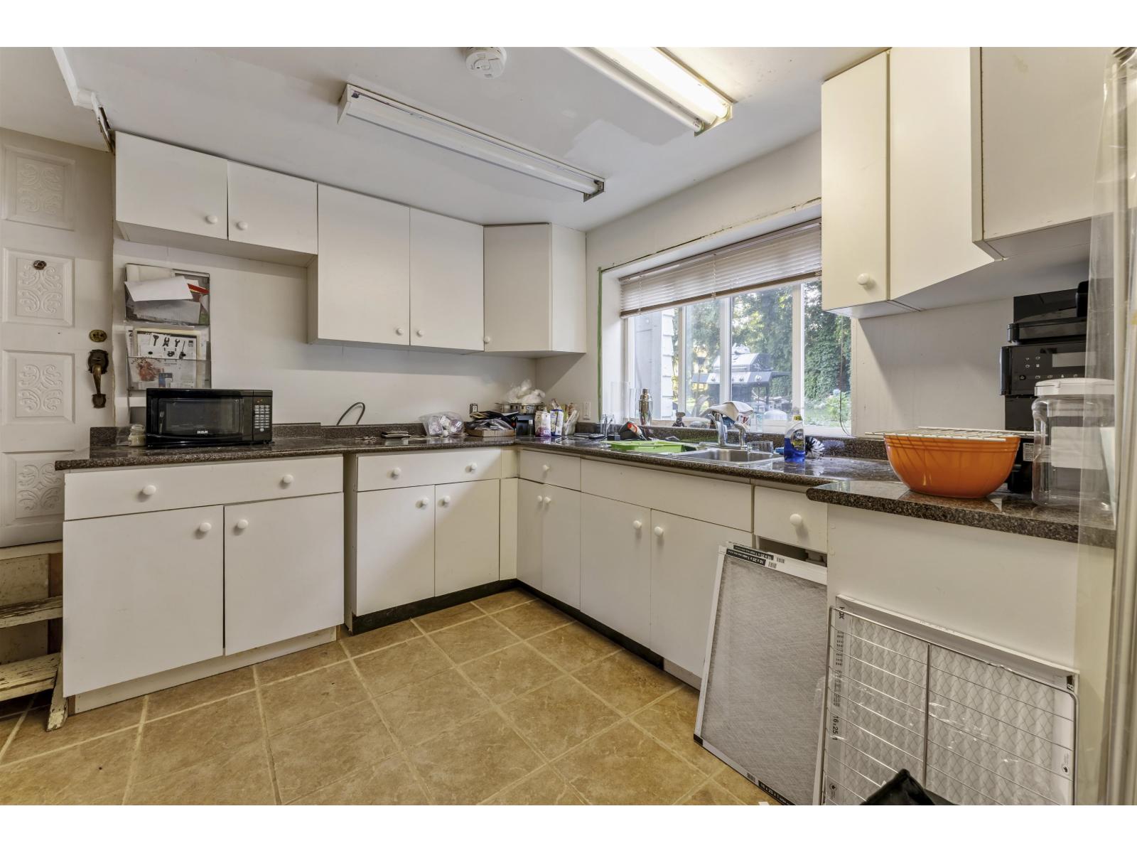 9761 124a Street, Surrey, British Columbia  V3V 4W2 - Photo 13 - R3089408