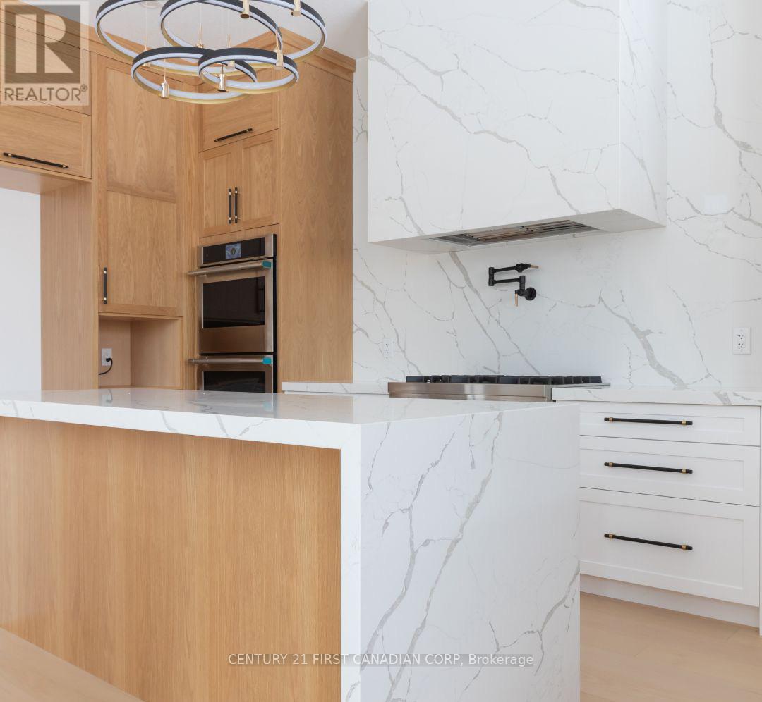 3108 Gillespie Trail N, London South, Ontario  N6P 0K6 - Photo 5 - X12774928