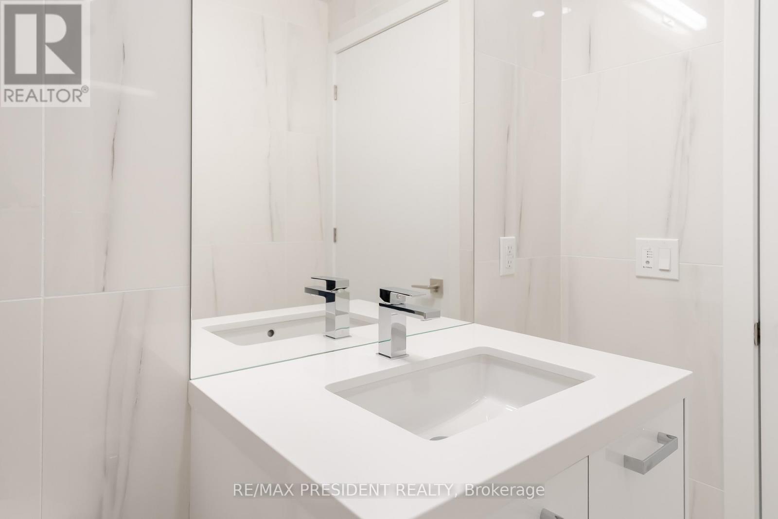 803 - 284 King Street E, Toronto (Moss Park), Ontario  M5A 0K3 - Photo 16 - C12784676