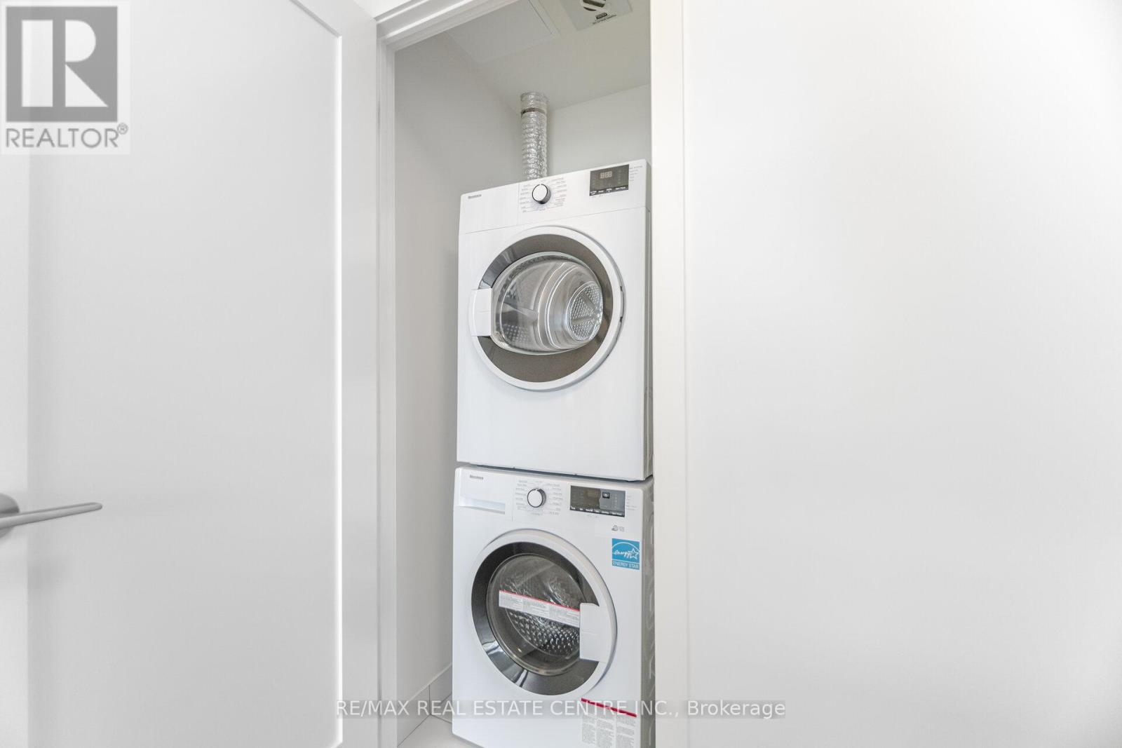 3304 - 89 Church Street, Toronto (Church-Yonge Corridor), Ontario  M5C 0B7 - Photo 27 - C12784710