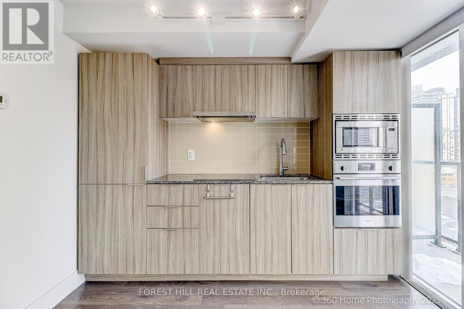 2103 - 955 Bay Street, Toronto, Ontario  M5S 0C6 - Photo 11 - C12784730