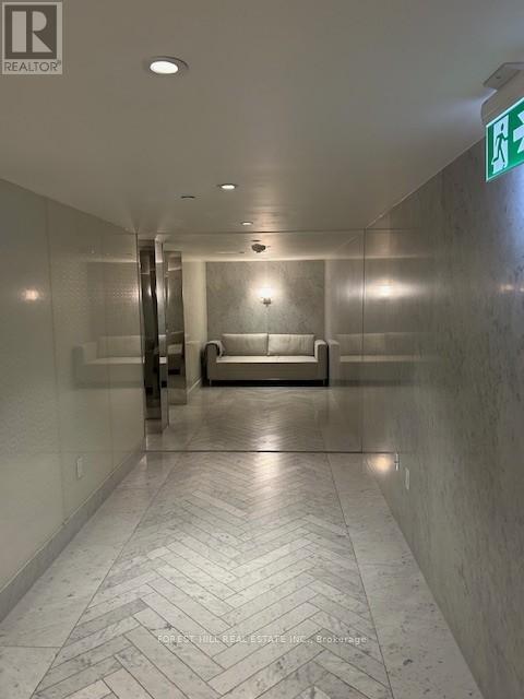 2103 - 955 Bay Street, Toronto, Ontario  M5S 0C6 - Photo 3 - C12784730